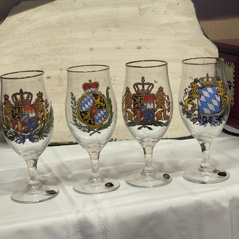 Bockling Family Crest Wine Goblets Glasses 4pc Set,  Made in Germany 7.25"t 12oz